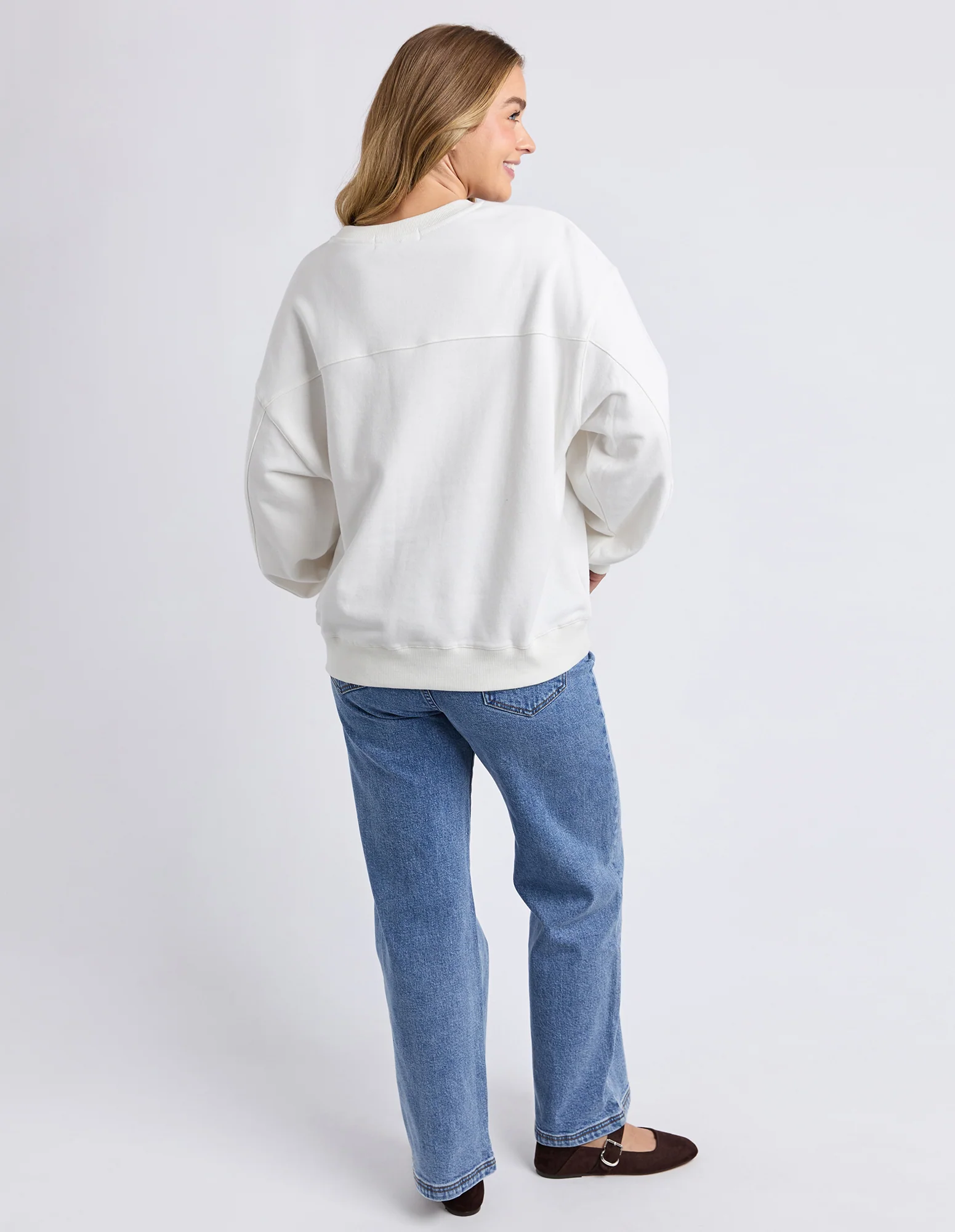 Beyond Oversized Crew Vintage White - Image 3