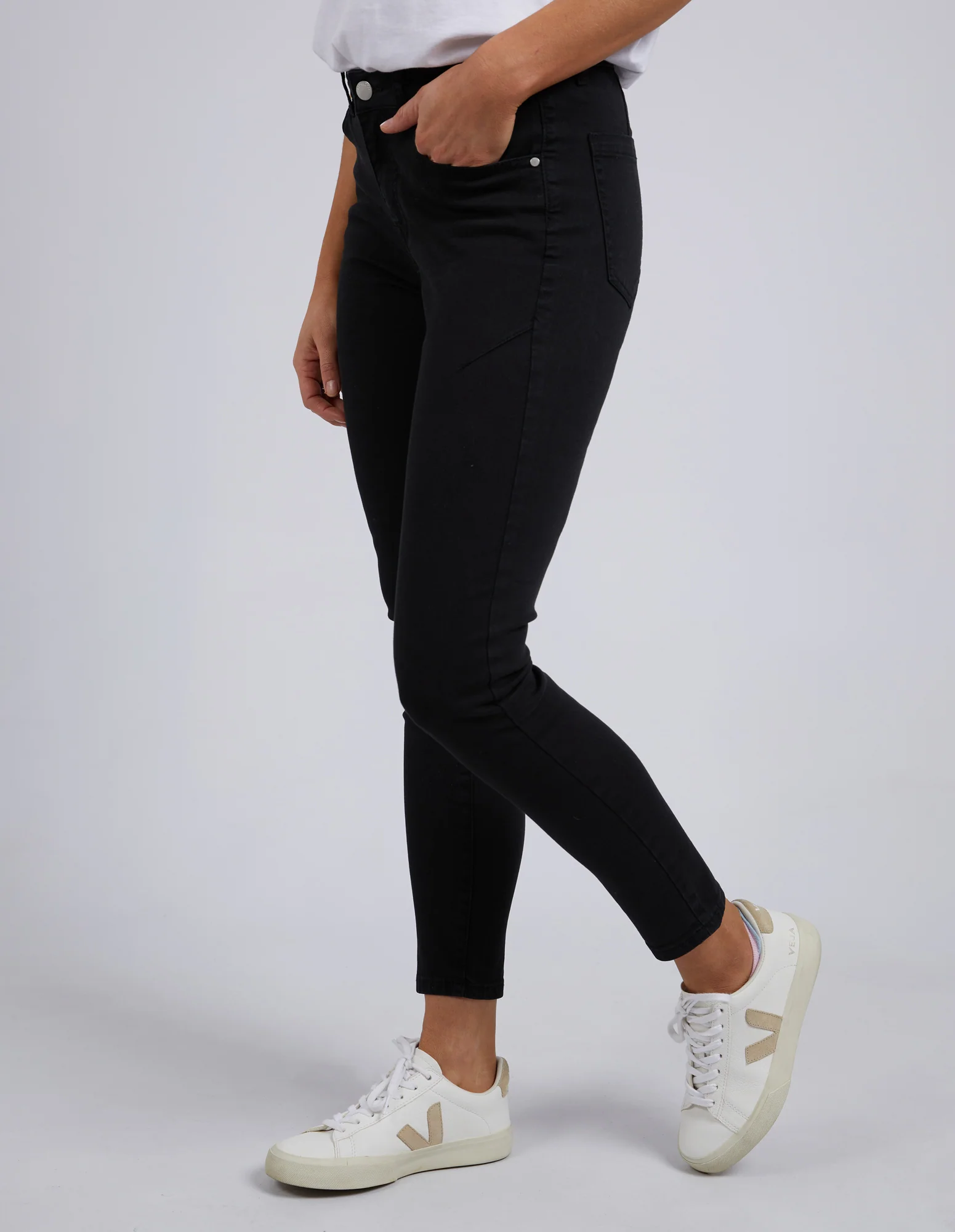 City Jean Black - Image 4