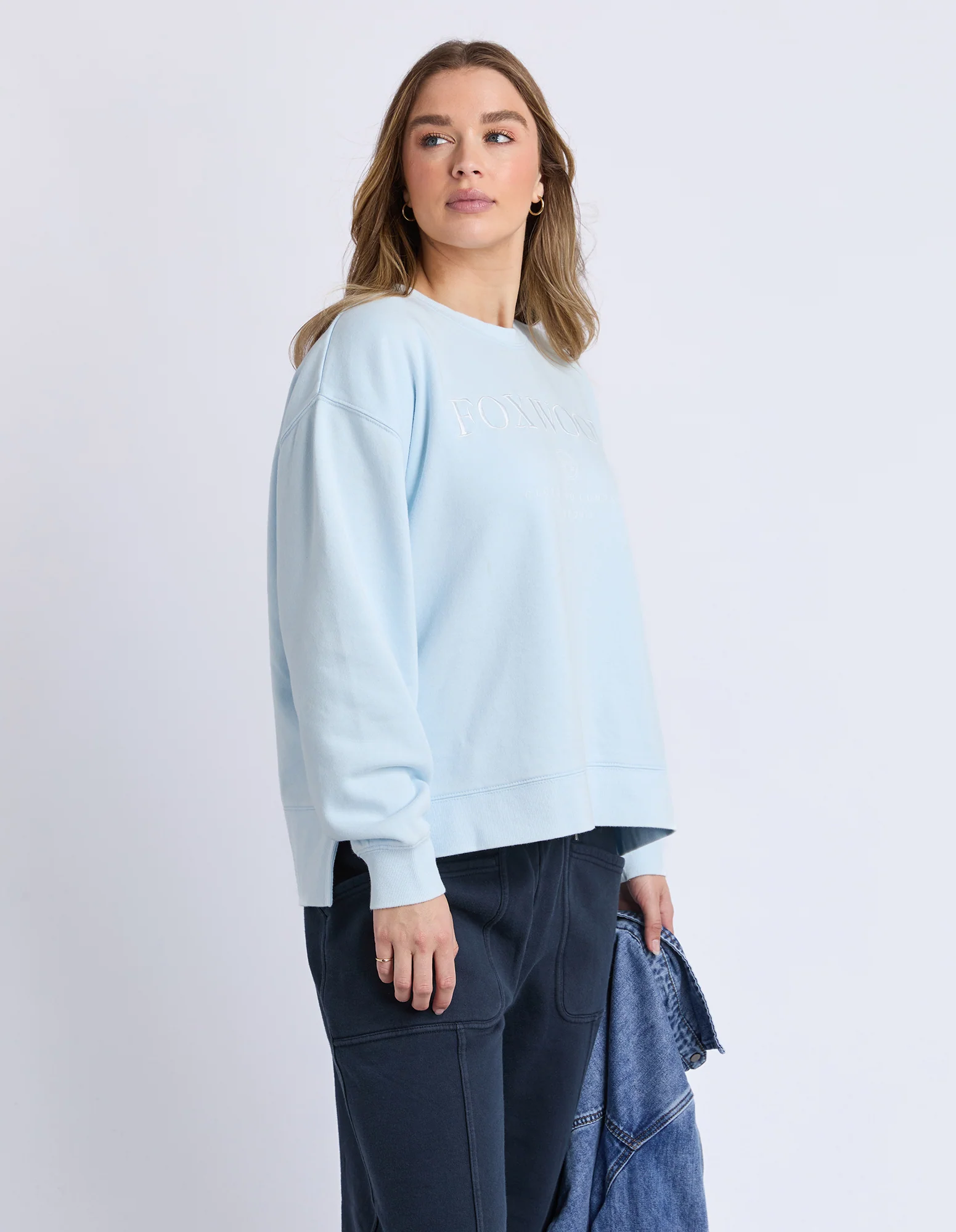 Core Oversized Crew Ice Blue - Image 4