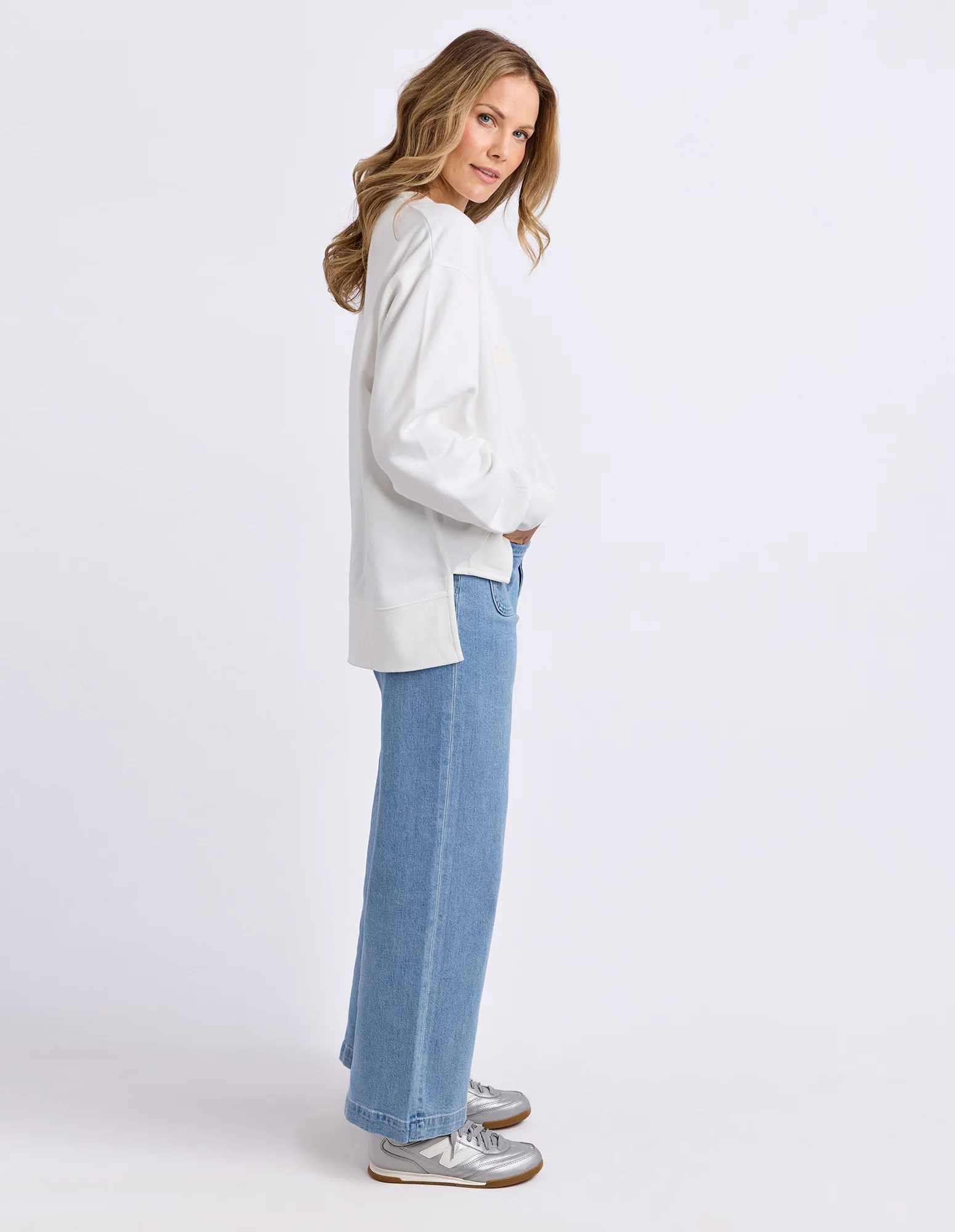 Effortless Crew Vintage White - Image 7