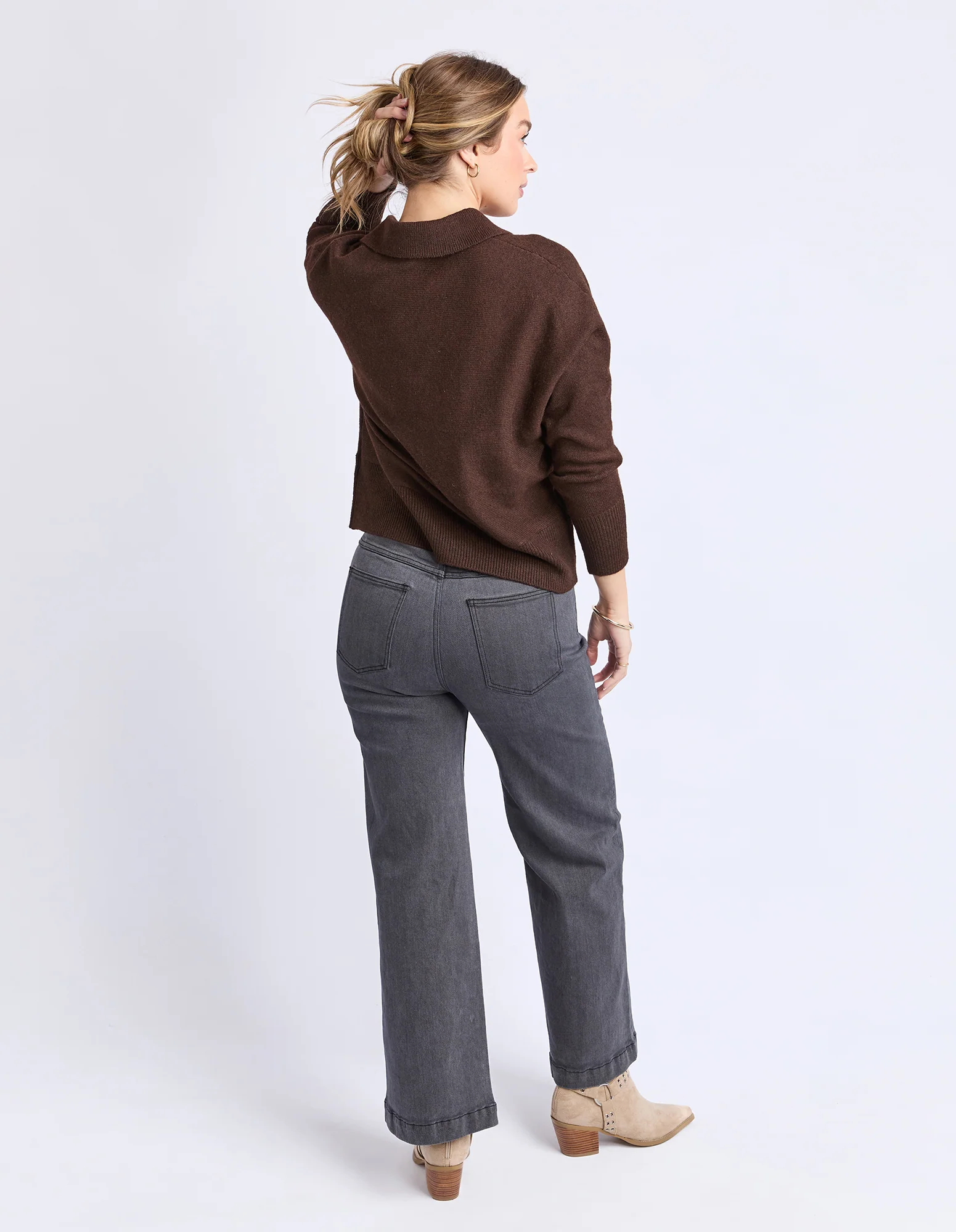 Elea Knit Polo Coffee - Image 4