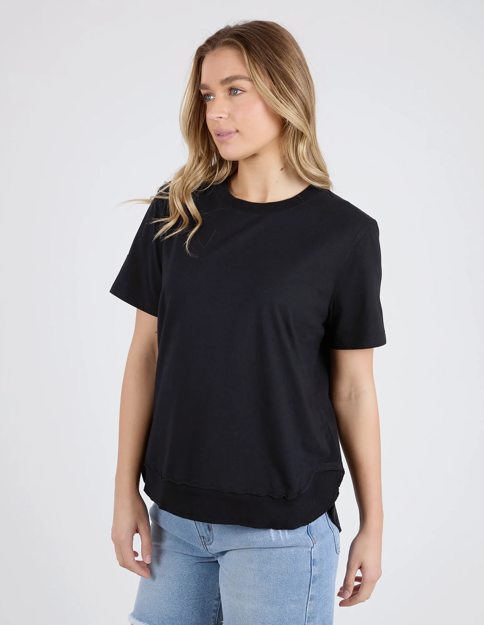 Farrah Short Sleeve Tee Black - Image 4