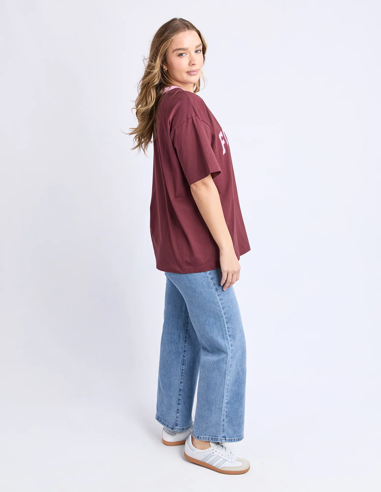 Intention Contrast Tee Port - Image 7