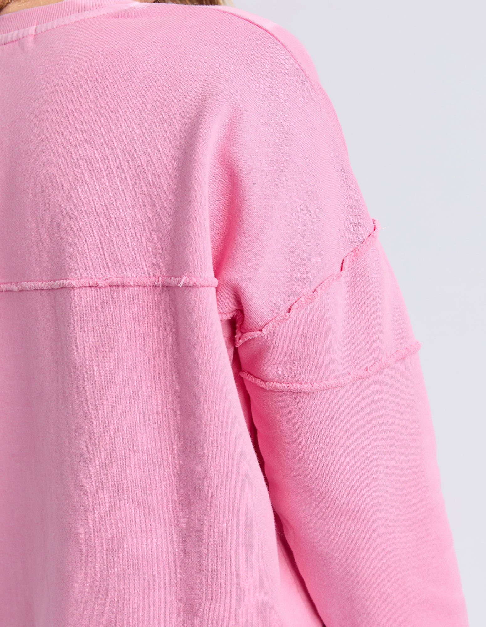 Jayne Throw On Fleece Sea Pink - Image 5