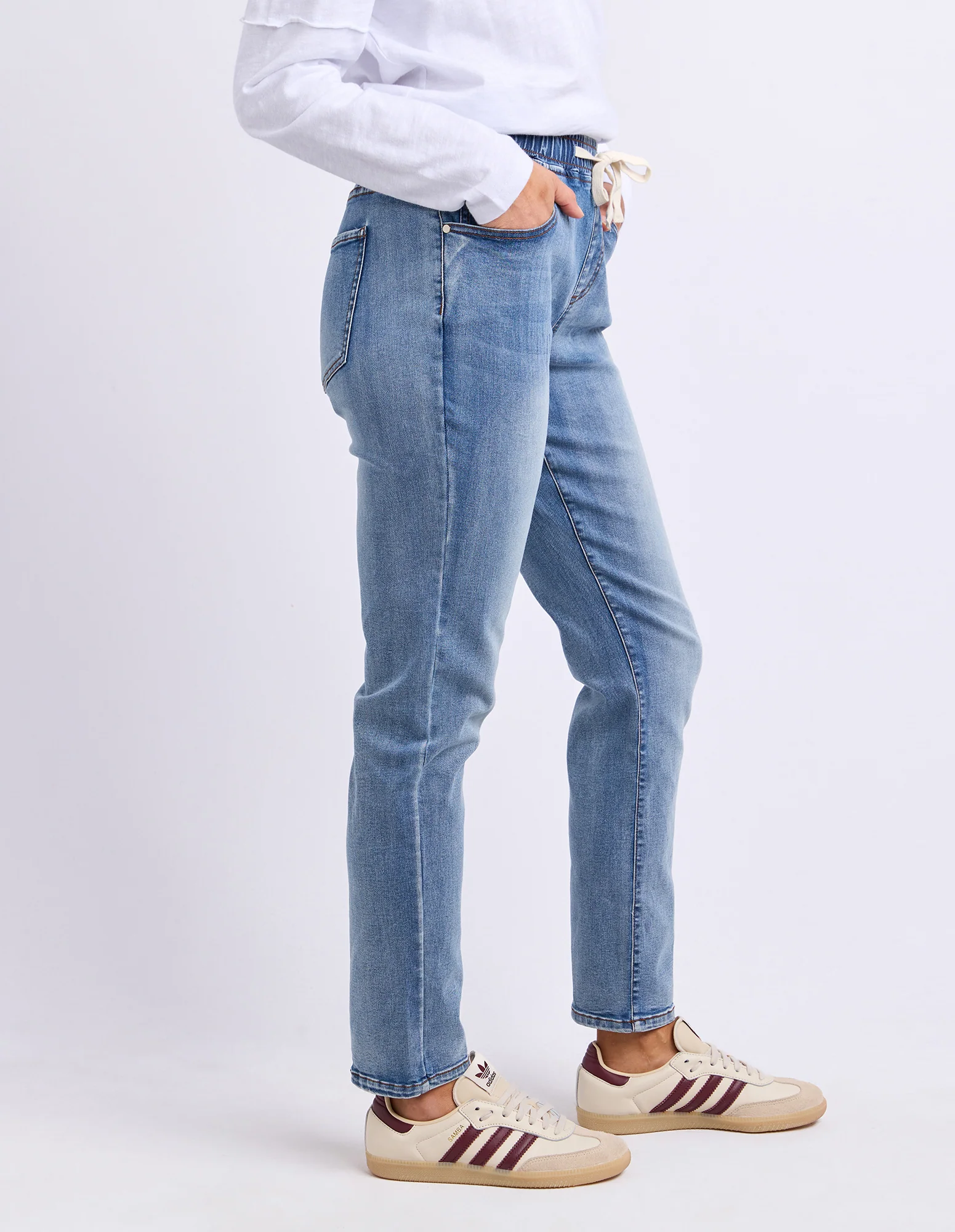 Juliette Jogger Jean Light Blue - Image 4