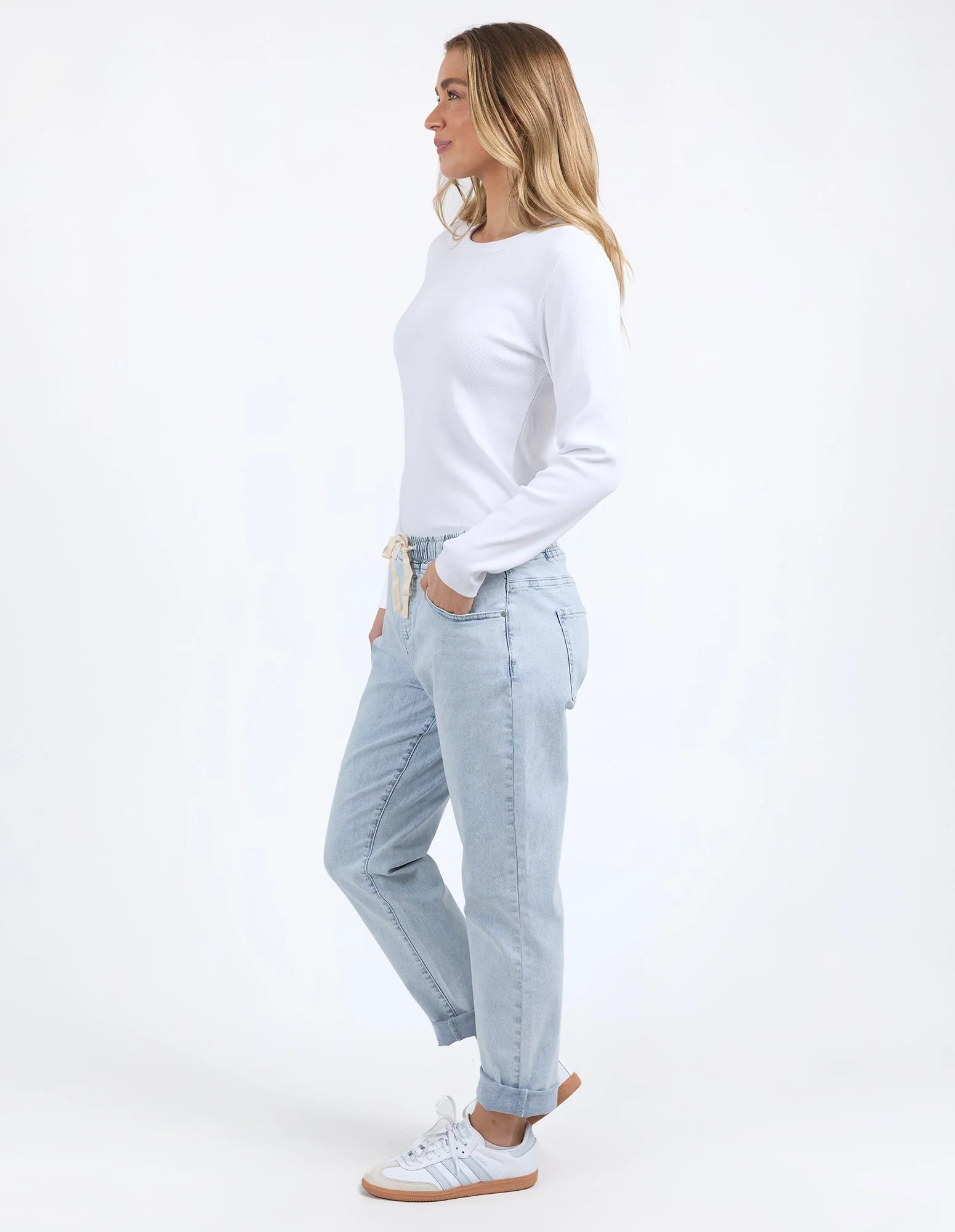 Juliette Jogger Jean Vintage Pale Blue - Image 6