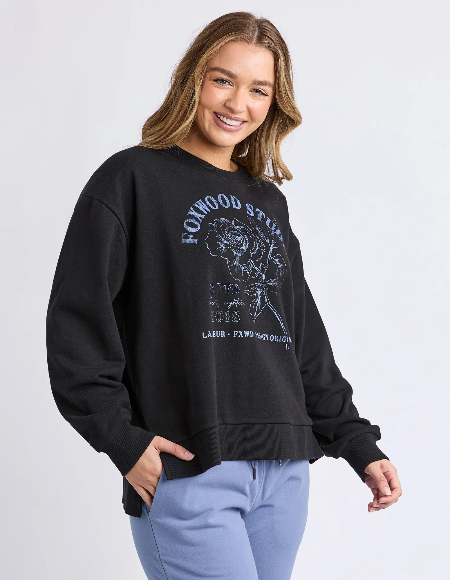 La Fleur Relaxed Crew Black - Image 5