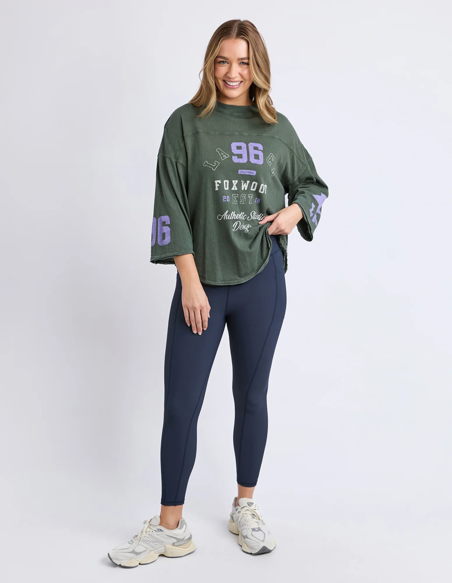 La Studio Tee Khaki - Image 3