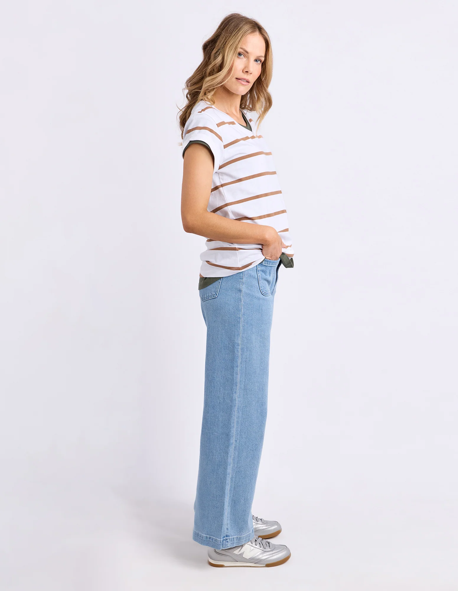 Manly Stripe Vee Tee White/Toasted Coconut - Image 6
