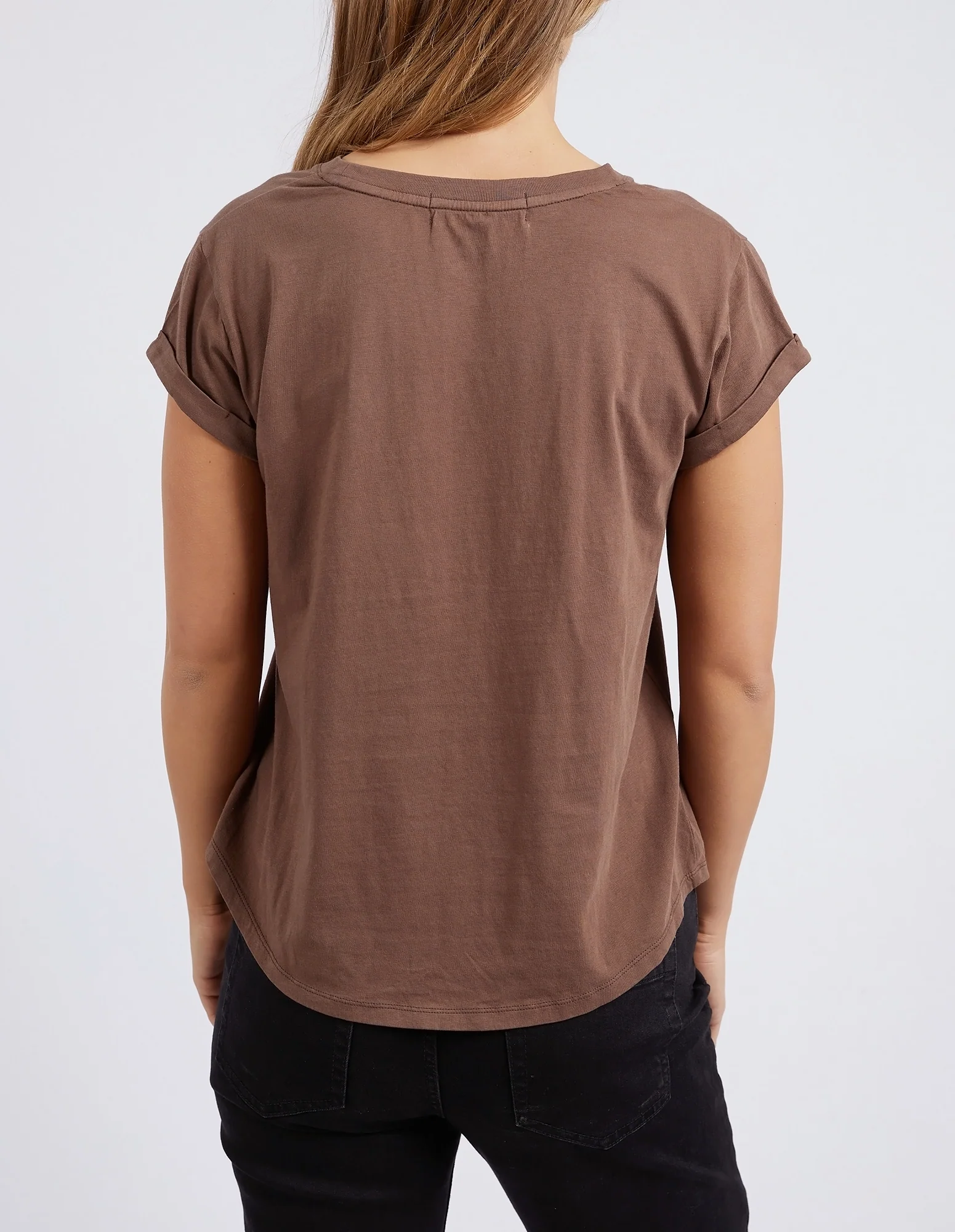 Manly Tee Chocolate - Image 3