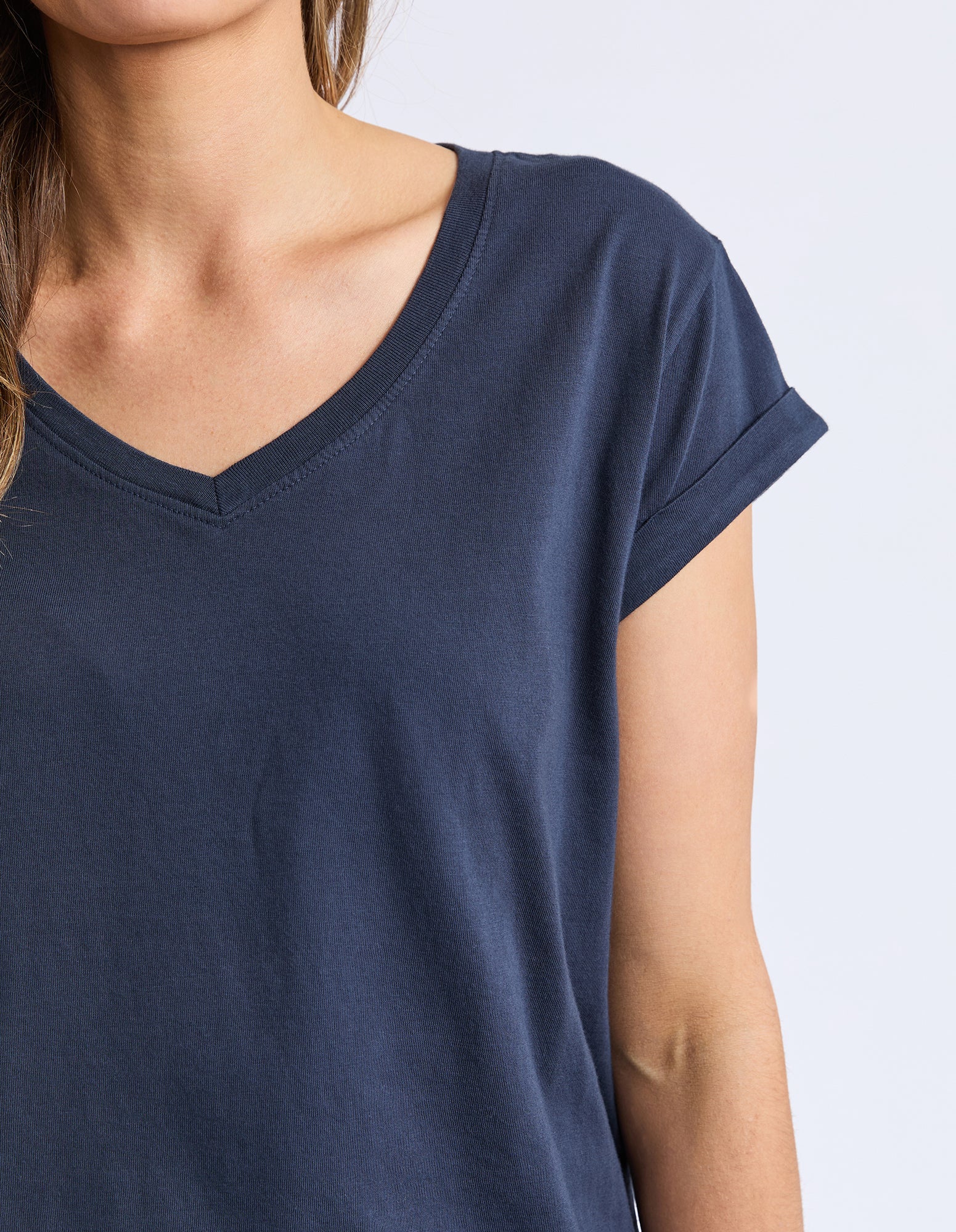 Manly Vee Tee Navy - Image 5