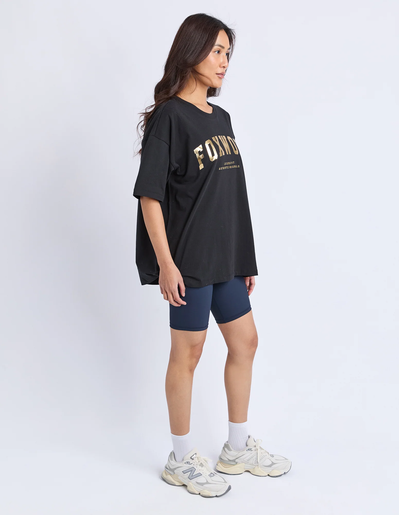 Metallic Interval Tee Black With Gold - Image 6