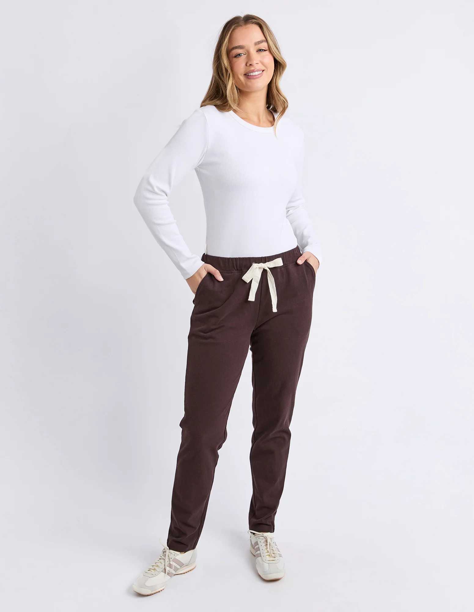 Monday Pant Coffee - Image 2