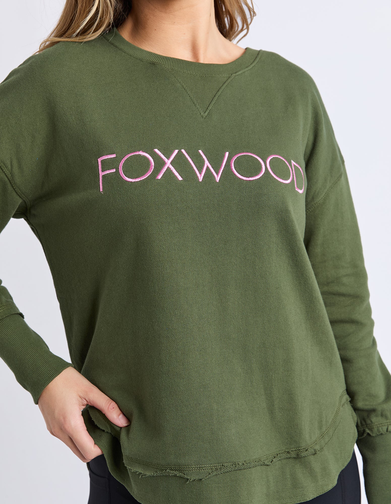 Simplified Metallic Crew Olive With Pink - Image 5