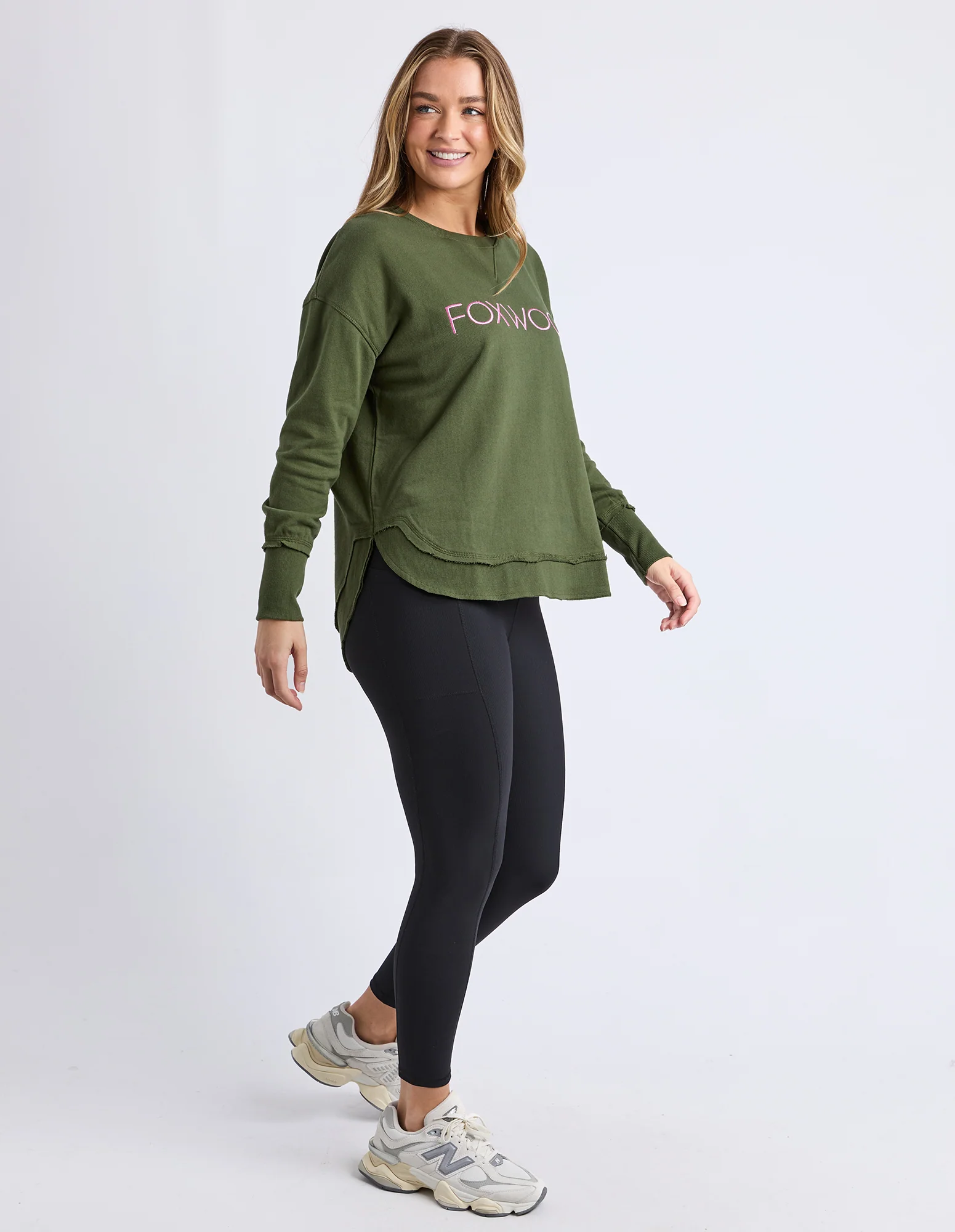 Simplified Metallic Crew Olive With Pink - Image 6