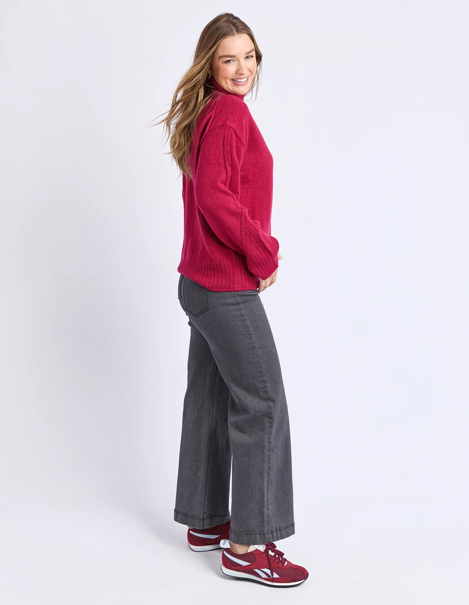Stellar Knit Rhubarb Red - Image 7