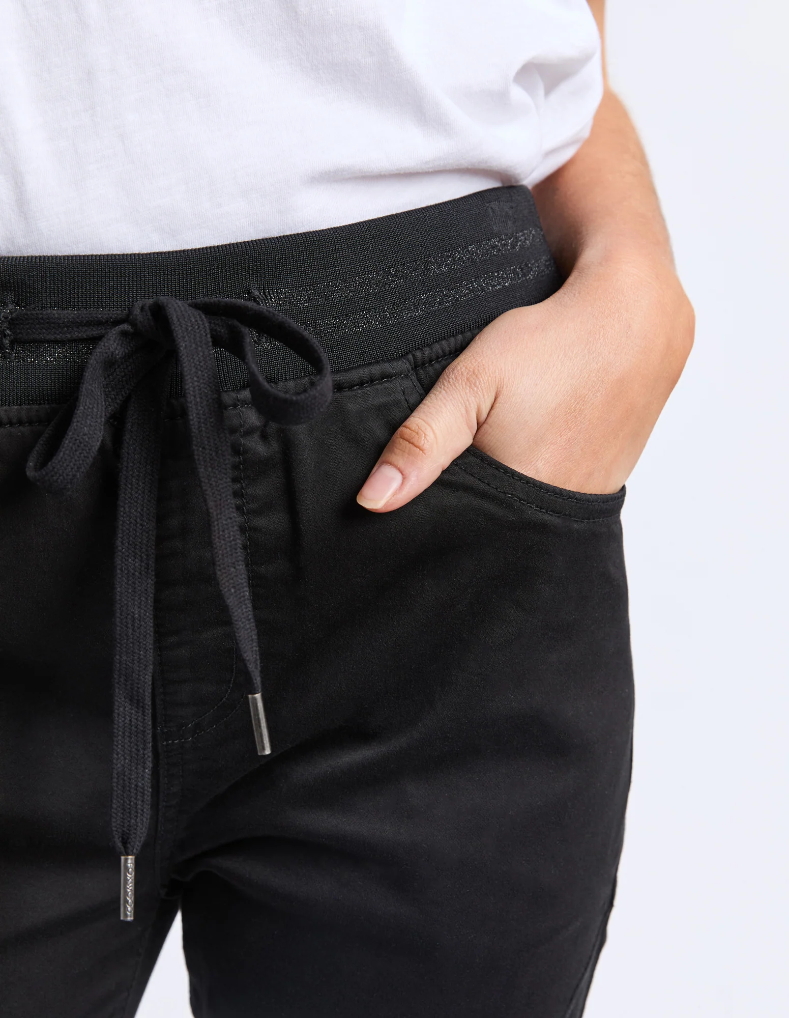 Sylvia Jogger Black - Image 5