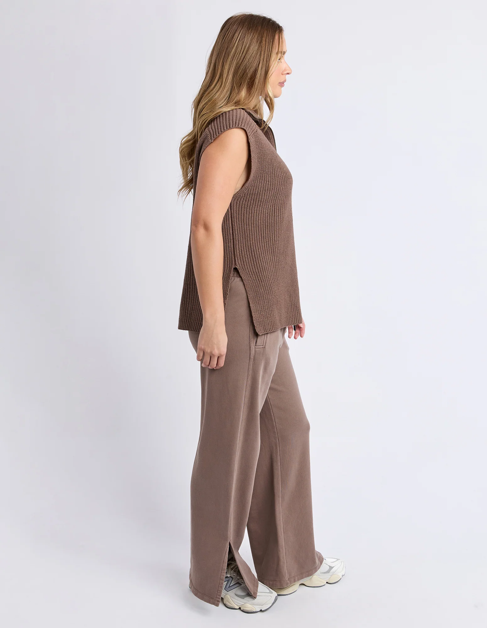 Zip Knit Vest Brown - Image 6